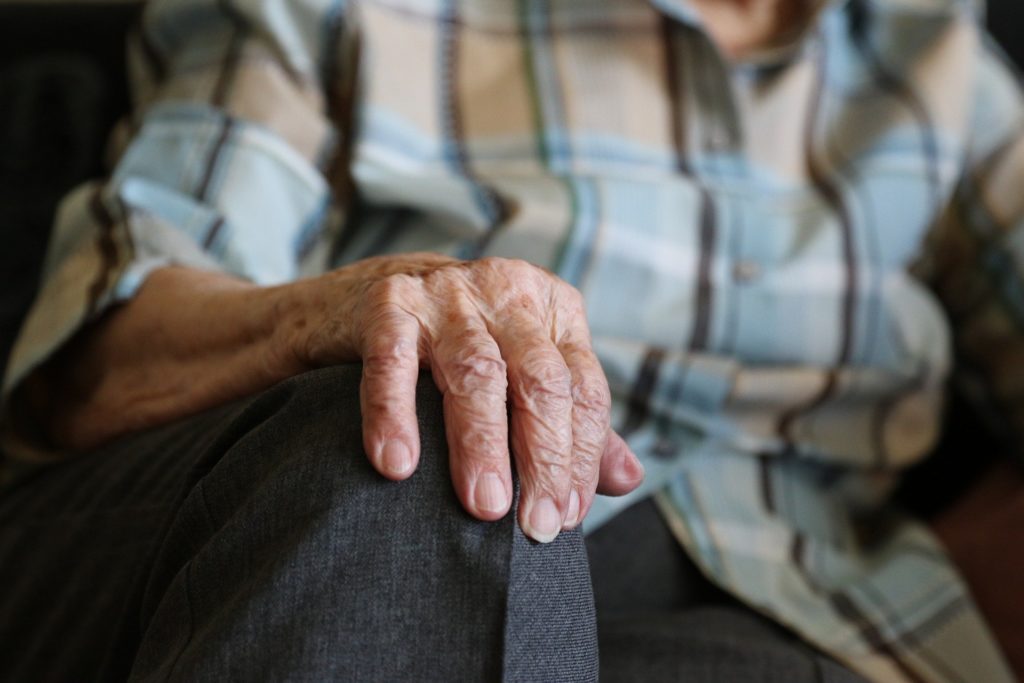 What to Do If Your Parent Falls at a Nursing Home?