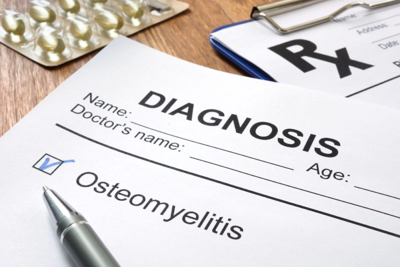 Osteomyelitis diagnosis. Medical papers in the clinic.